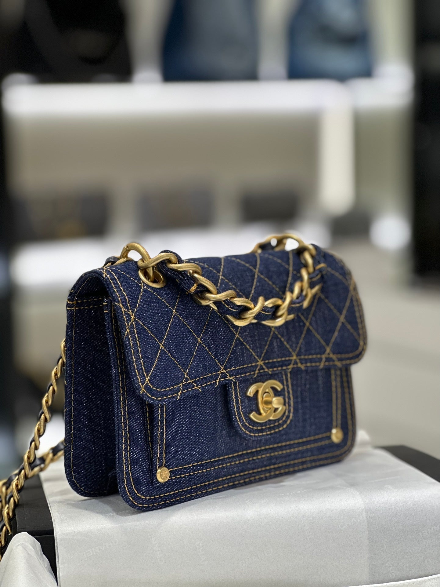 Chanel Flap Denim Blue Bag - 19x14x5cm