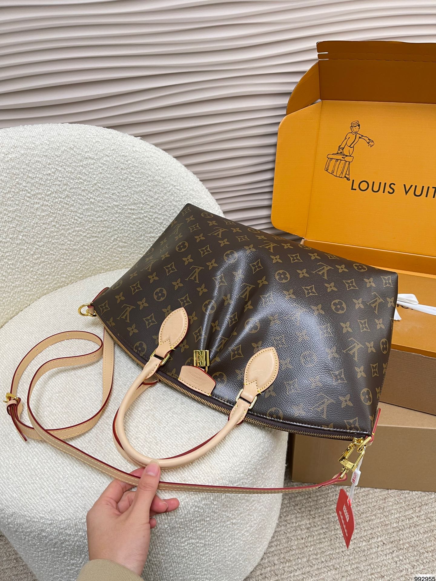 Louis Vuitton 21st Century Monogram Boetie PM satchel 32 x 13 x 29 cm