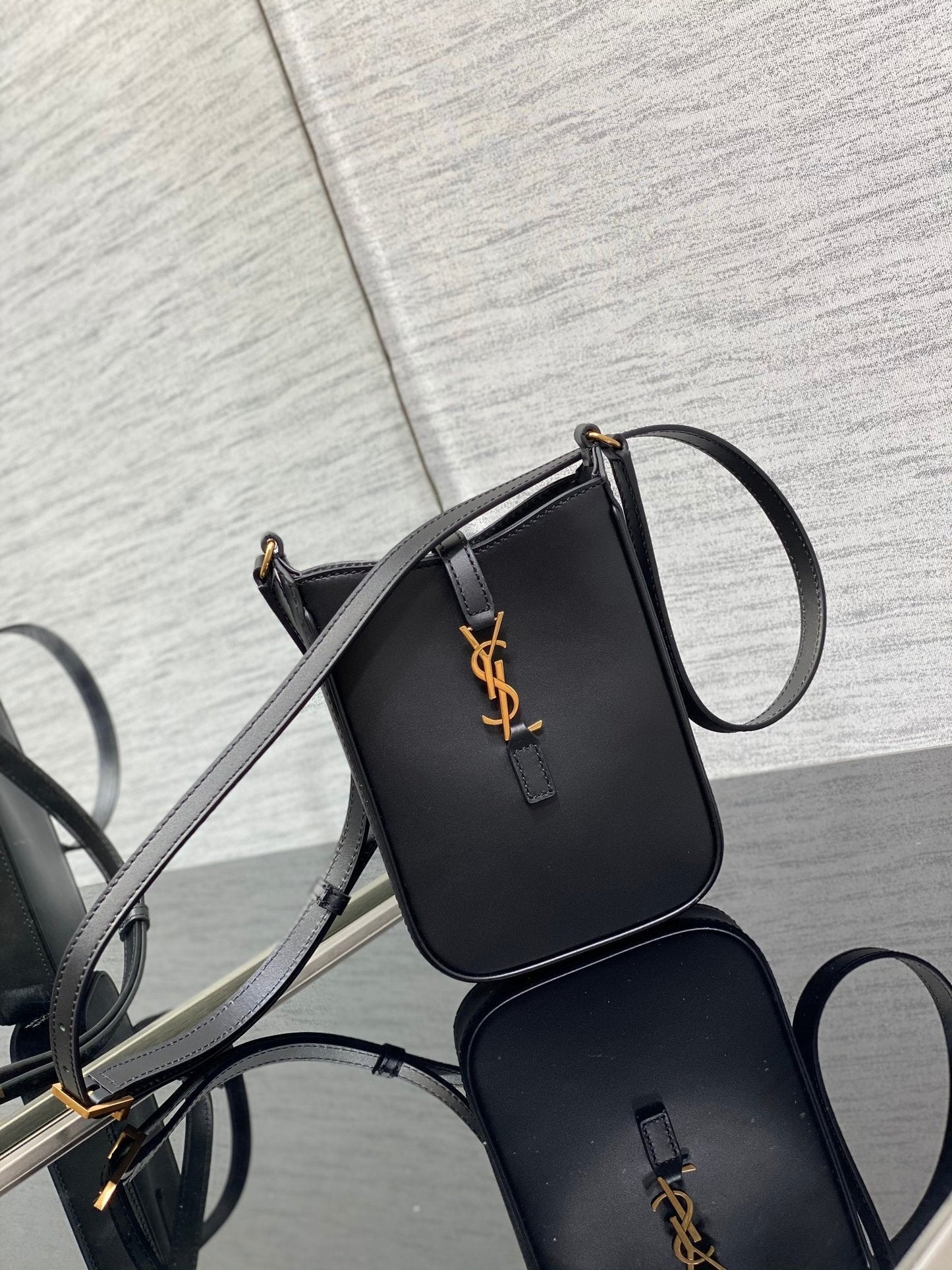 YSL Le 5 A 7 Mini Black Bag - 13x20x4cm